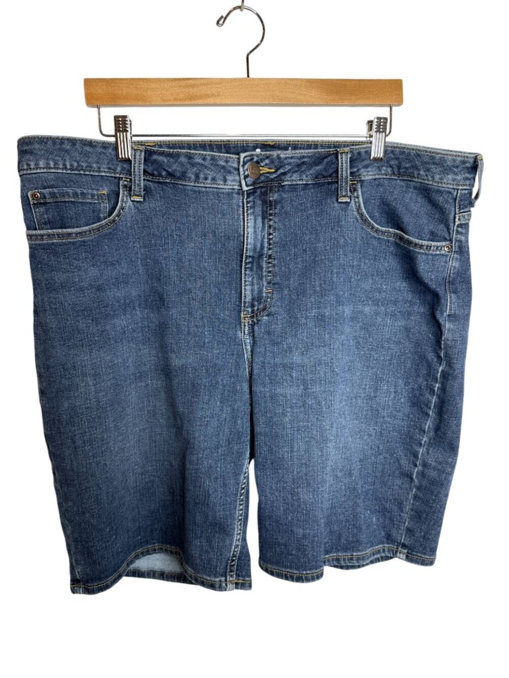 Lee 22M Regular Fit Bermuda Denim Shorts Mid Rise Blue